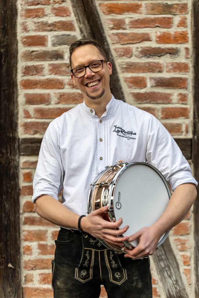 Philipp Dietz am Schlagzeug